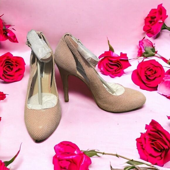 NEW INC International Concepts Womens Shoes Luceypet Pump 7.5M Petal color - Picture 1 of 8